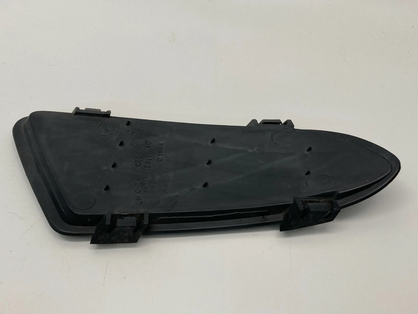 2003 2004 2005 MAZDA 6 FRONT LEFT DRIVER SIDE BUMPER FOG LAMP COVER GK2A-50C21