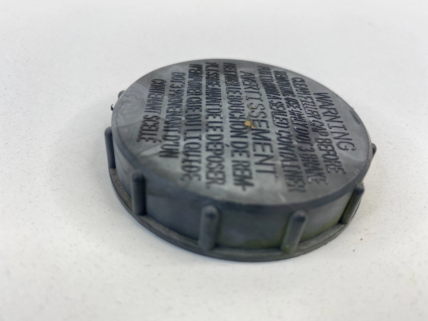 2005 2006 2007 FORD FREESTYLE BRAKE MASTER CYLINDER FLUID RESERVOIR CAP OEM