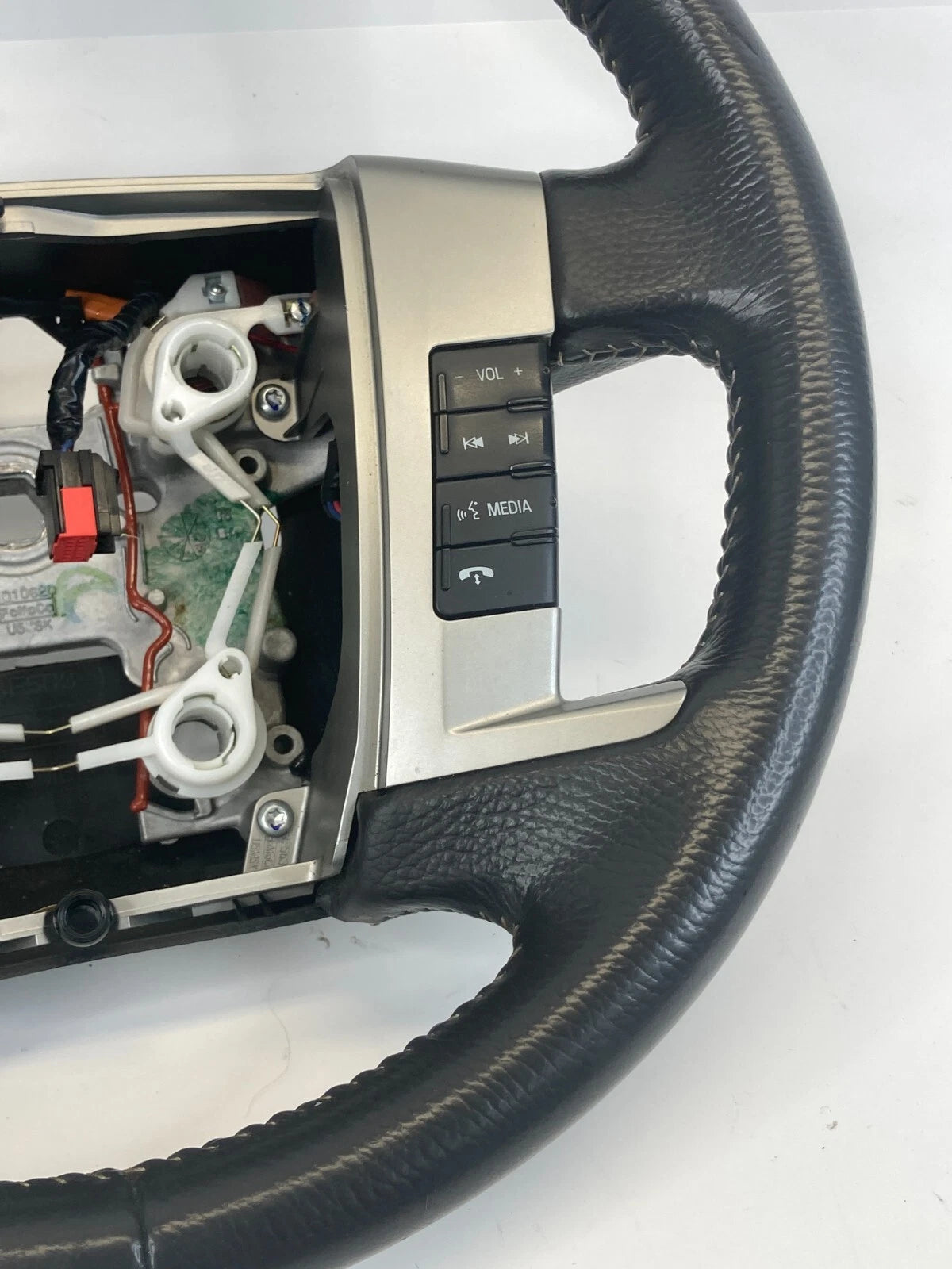 2009-2012 FORD FLEX STEERING WHEEL ASSY W/ CRUISE CONTROL PHONE SWITCH OEM