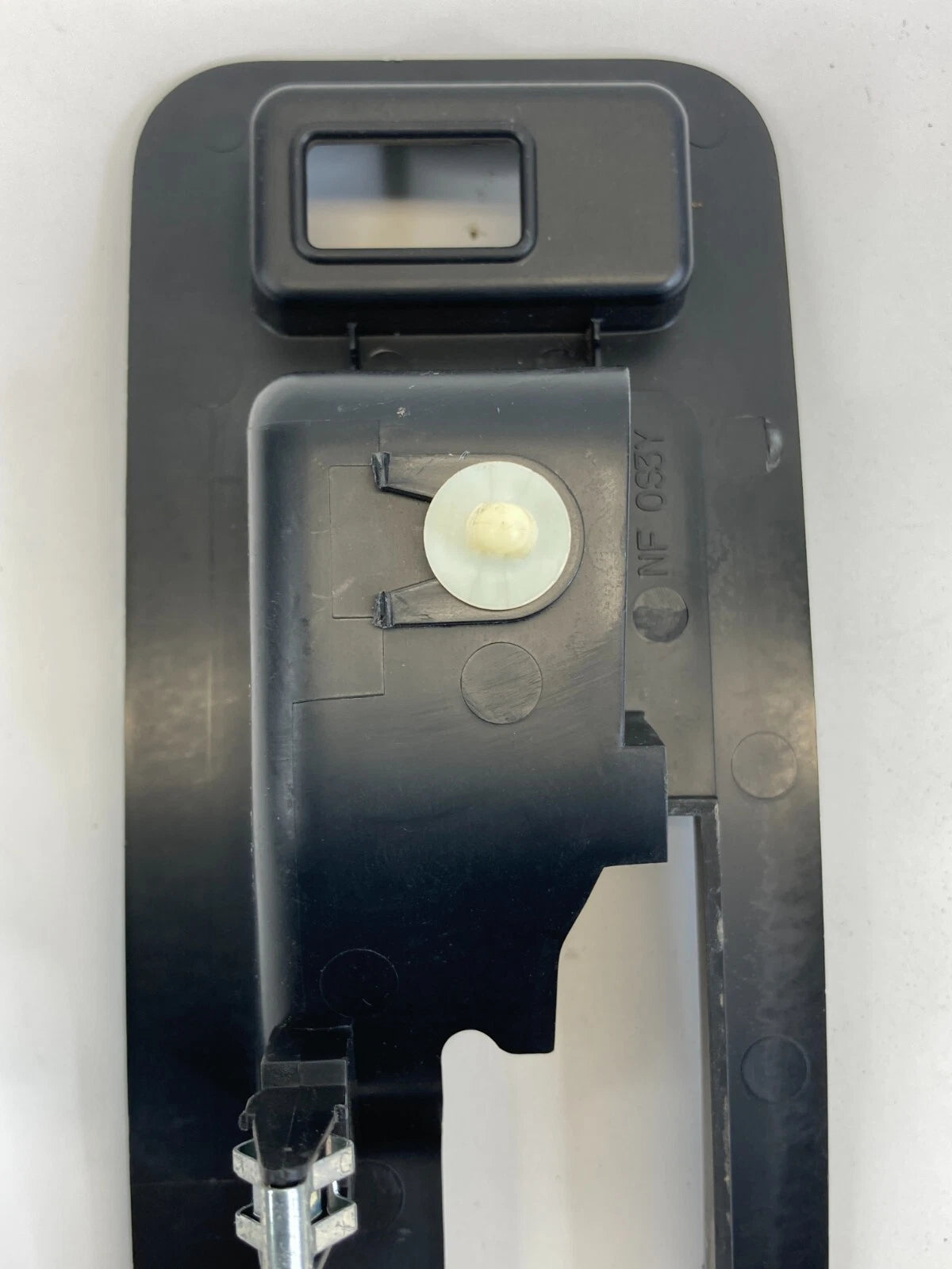 2003-2007 NISSAN MURANO RIGHT PASSENGER SEAT SWITCH HANDLE TRIM COVER OEM