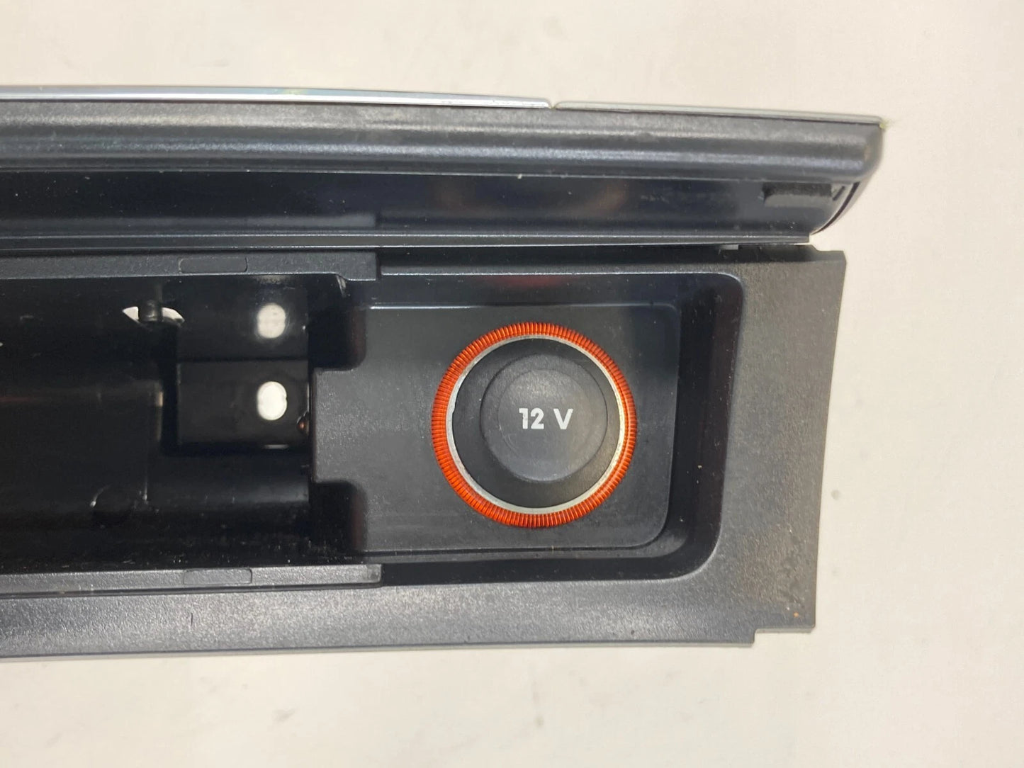 2009-2017 VW VOLKSWAGEN CC CENTER CONSOLE DASH ASHTRAY ASSEMBLY 3C0-863-284 OEM