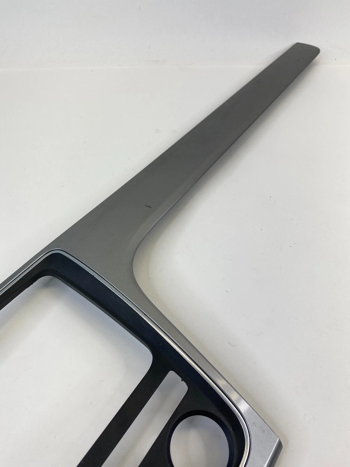 2014 2015 VOLKSWAGEN PASSAT DASH RADIO CLIMATE CONTROL BEZEL COVER 561857212D