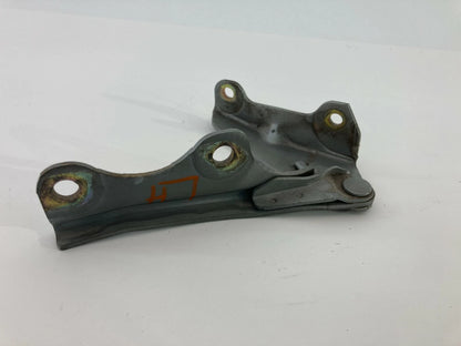 2001-2004 MITSUBISHI DIAMANTE FRONT LEFT DRIVER SIDE HOOD BONNET HINGE BRACKET