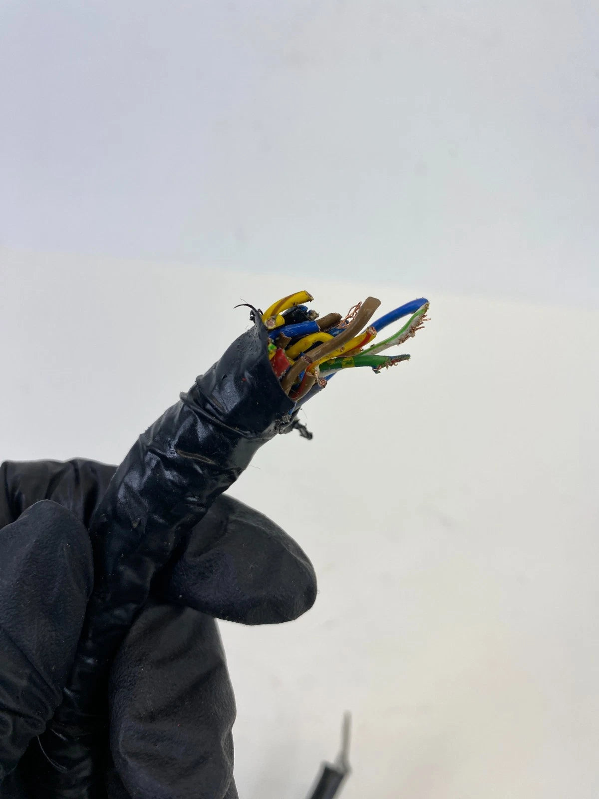 2002-2005 BMW 325I 2.5L A/T RWD ABS ANTI LOCK BRAKE PUMP CONNECTOR OEM