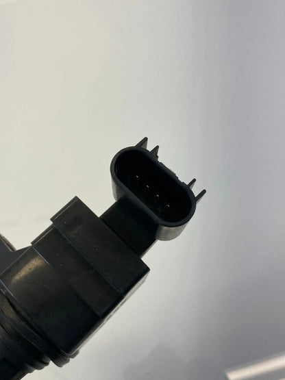 2007-2010 SATURN VUE 2.4L ENGINE IGNITION COIL IGNITOR ASSEMBLY 12578224 OEM