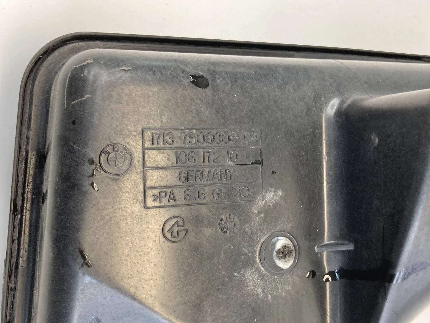 2003-2005 BMW 745I RADIATOR COOLANT WATER EXPANSION TANK 17137508008 OEM