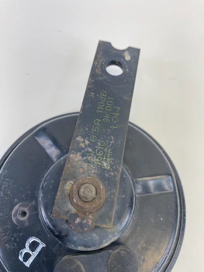 2006-2014 Hyundai Sonata Low Note Horn Signal Alarm Siren 96610-3K001 OEM