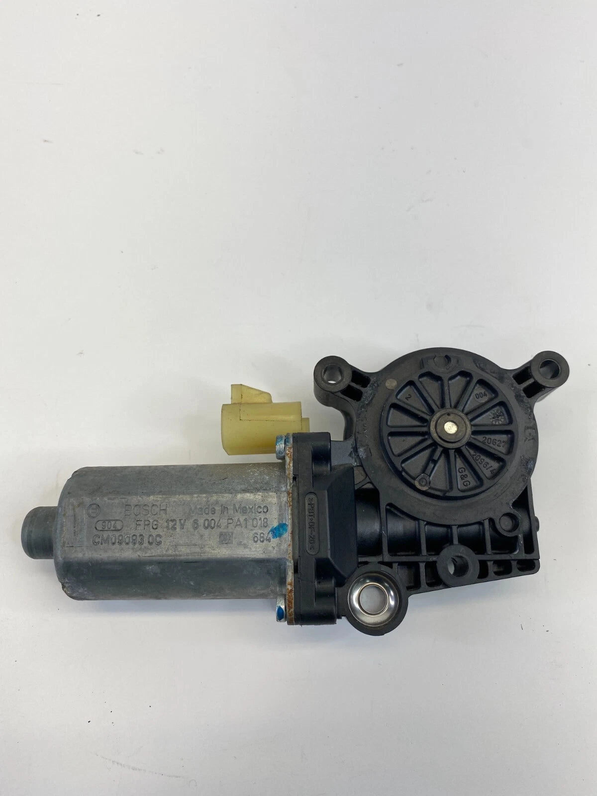02 03 04 05 06 07 SATURN VUE REAR RIGHT POWER WINDOW MOTOR BOSH CM09093 OEM