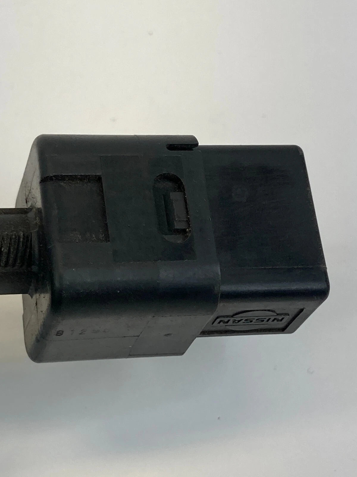 2007-2012 NISSAN ALTIMA BRAKE STOP LAMP LIGHT STOPLAMP SWITCH BUTTON