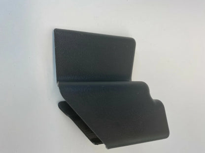 04-06 KIA AMANTI FRONT RIGHT PASSENGER SEAT RAIL TRACK END COVER 88568-3F002 OEM