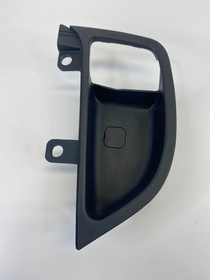11-16 HYUNDAI ELANTRA REAR RIGHT SIDE INSIDE DOOR HANDLE BEZEL 83621-MD100 OEM