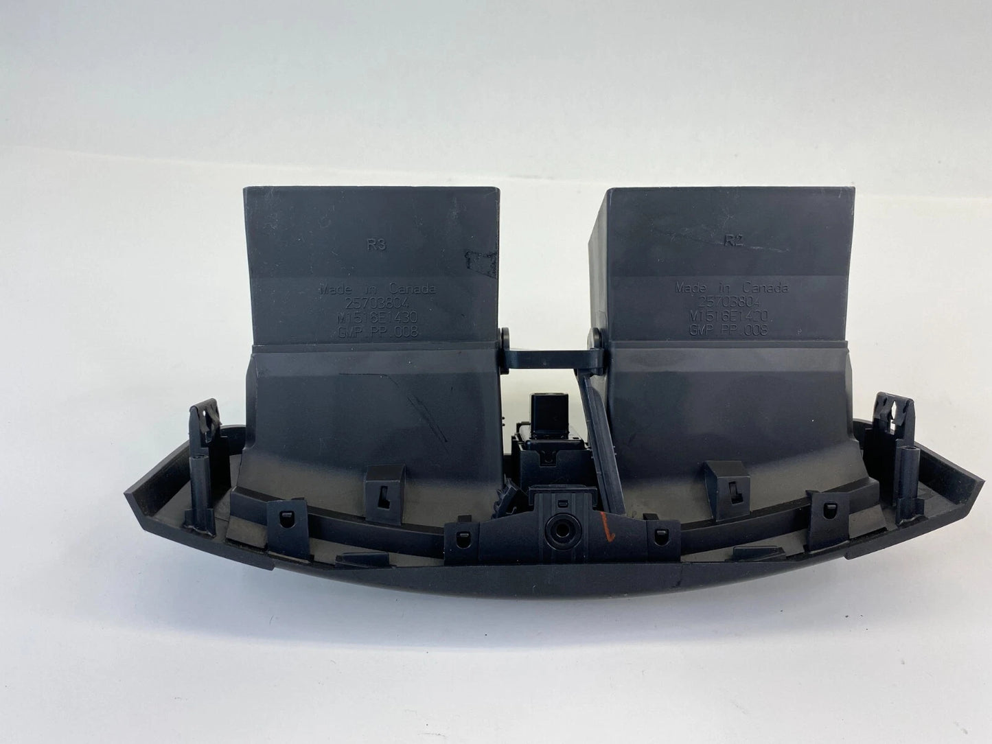 2004-2006 CADILLAC SRX SUV CENTER DASH AC A/C HEATER AIR VENT GRILLE 25703804