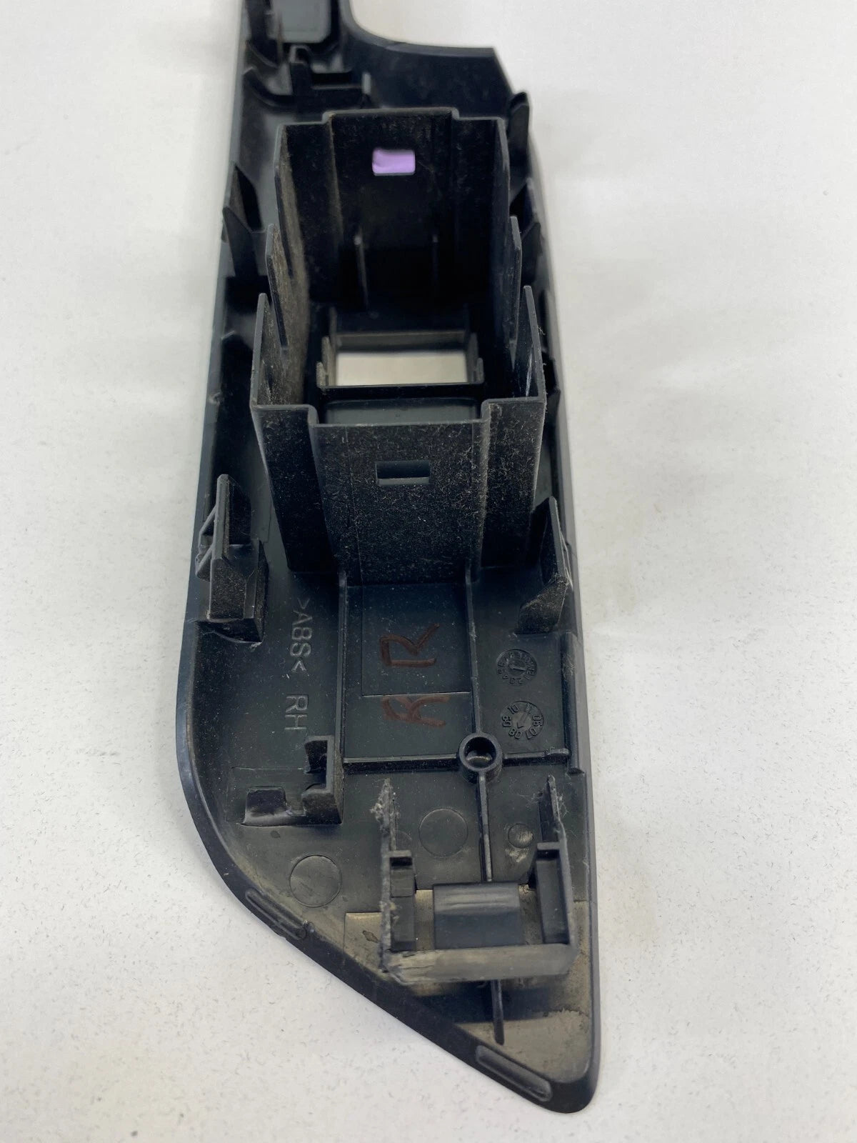 2009-2013 TOYOTA MATRIX REAR RIGHT BACK SIDE WINDOW SWITCH TRIM COVER OEM