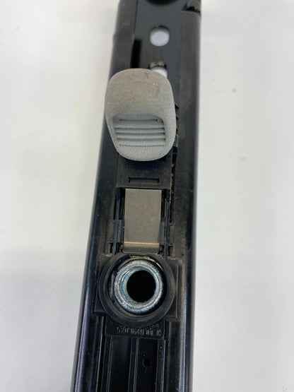 05-10 PONTIAC G6 SEDAN FRONT RIGHT SIDE SEAT BELT HEIGHT ADJUSTER 22704418 OEM
