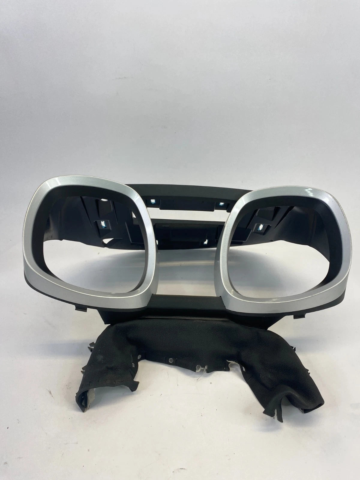 2010-2016 CHEVROLET EQUINOX SPEEDOMETER INSTRUMENT CLUSTER BEZEL 20873572 OEM