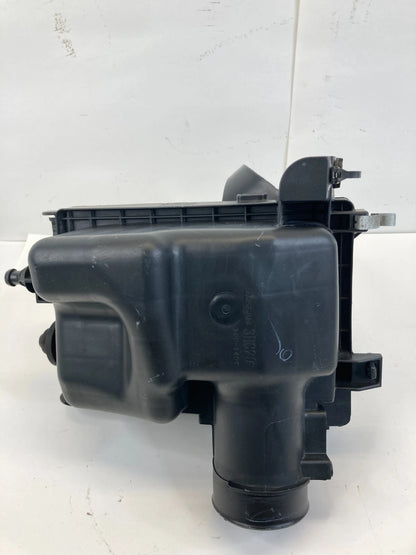 2013-2019 Nissan Sentra 1.8L L4 A/T Air Cleaner Filter Box Assy 16500-3RC2A OEM