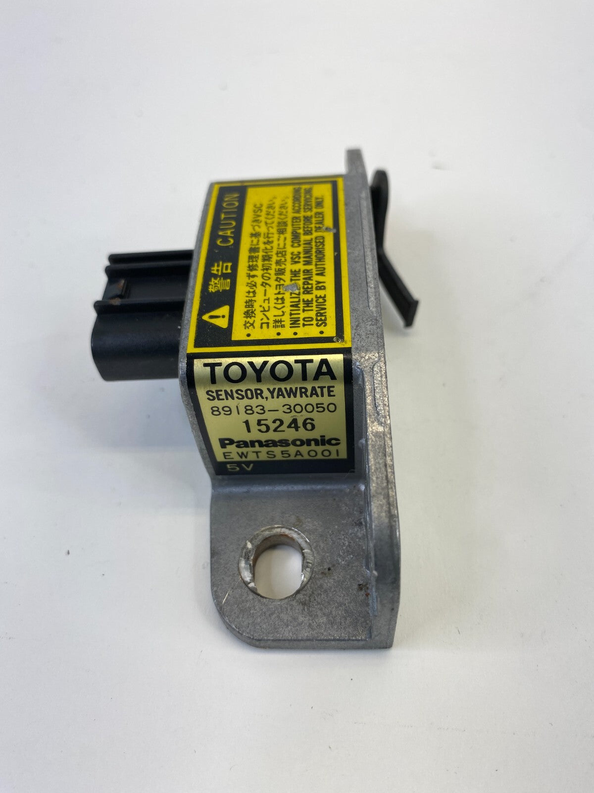 98-05 Lexus GS300 98-00 GS400 Yaw Rate Sensor Control Module 89183-30050 OEM