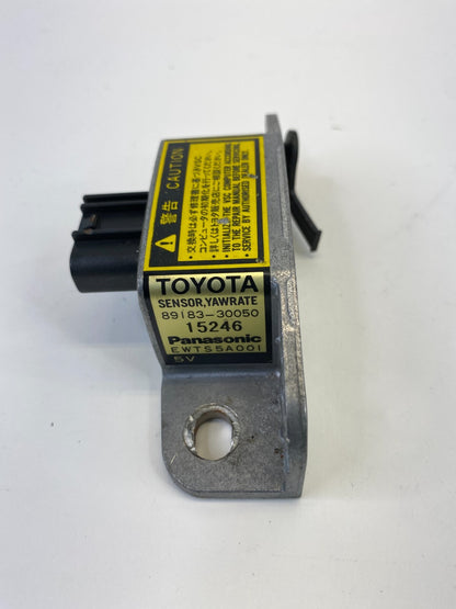 98-05 Lexus GS300 98-00 GS400 Yaw Rate Sensor Control Module 89183-30050 OEM