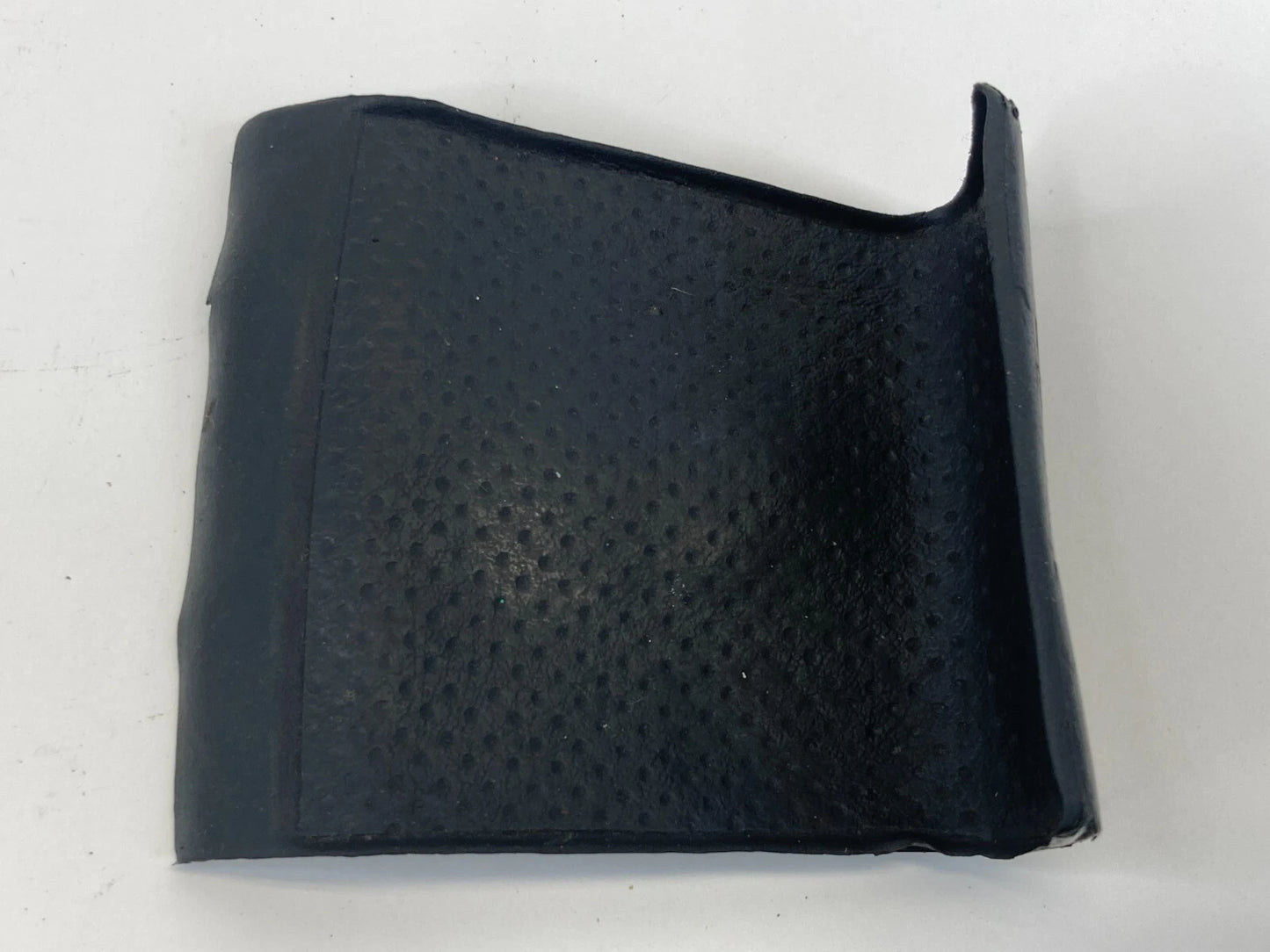 11 12 13 14 15 16 CHEVY CRUZE 2016 CRUZE LIMITED CENTER CONSOLE TRAY MAT INSERT