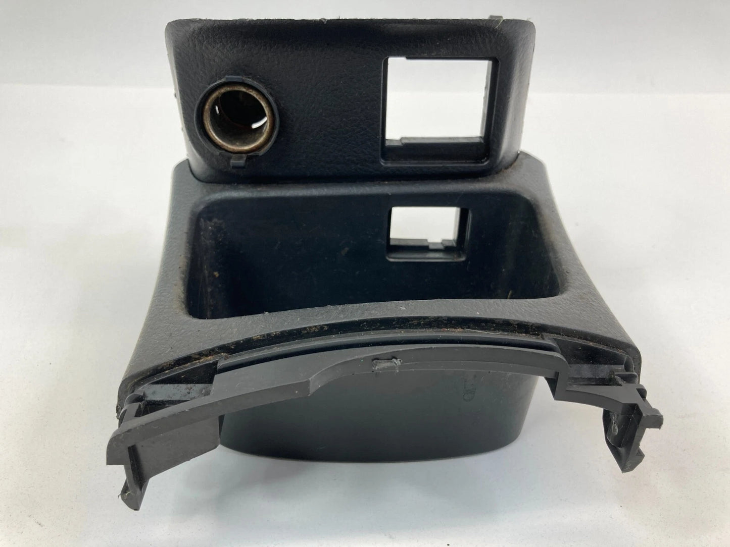 2009-2013 TOYOTA MATRIX FRONT CENTER DASH POCKET W/ POWER OUTLET 55618-02090 OEM