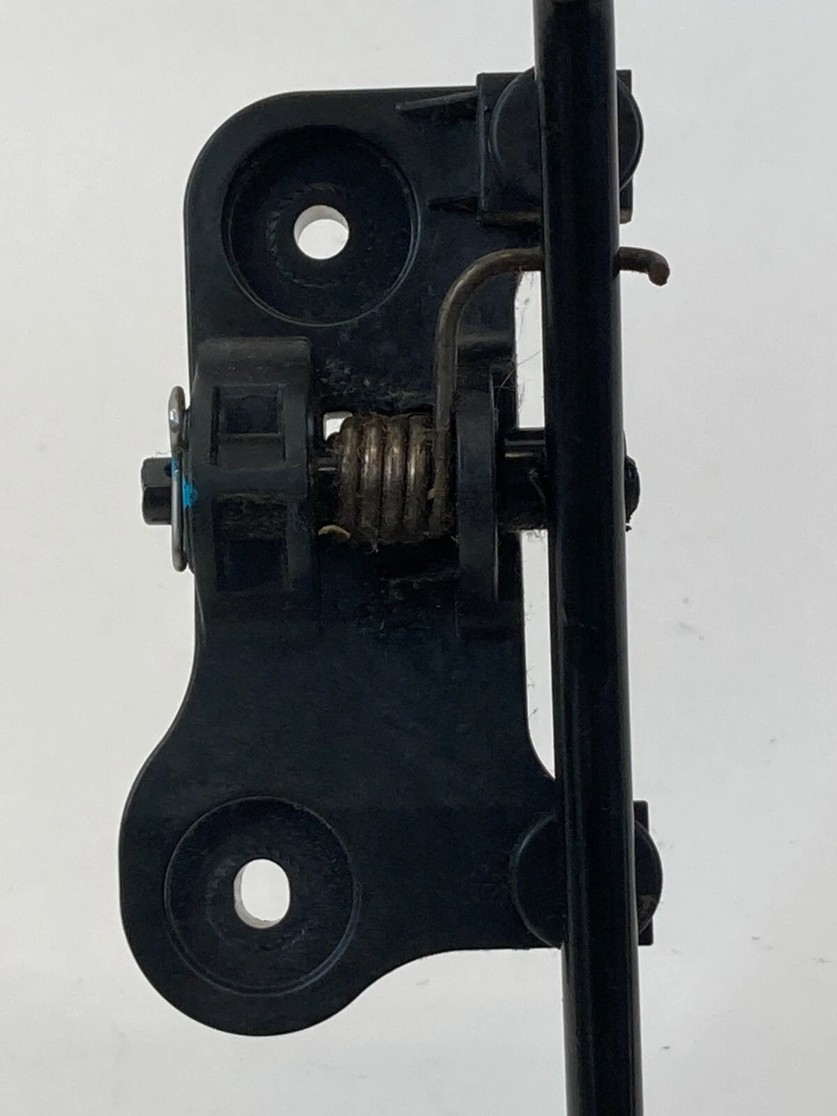 2007-2010 HYUNDAI ELANTRA ACCELERATOR GAS PEDAL ASSEMBLY WITH BRACKET MOUNT OEM
