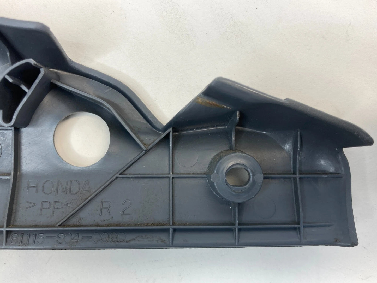 98-02 HONDA ACCORD SEDAN FRONT RIGHT SEAT PANEL INNER COVER TRIM 81115-S04-0000