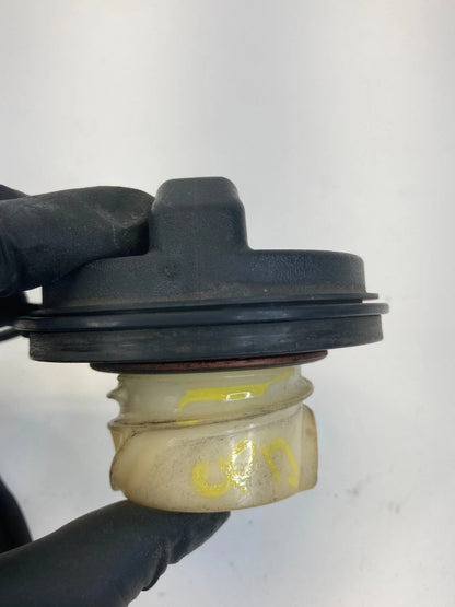 2005-2007 MERCURY MARINER FORD ESCAPE FUEL TANK FILLER GAS CAP COVER ASSY OEM