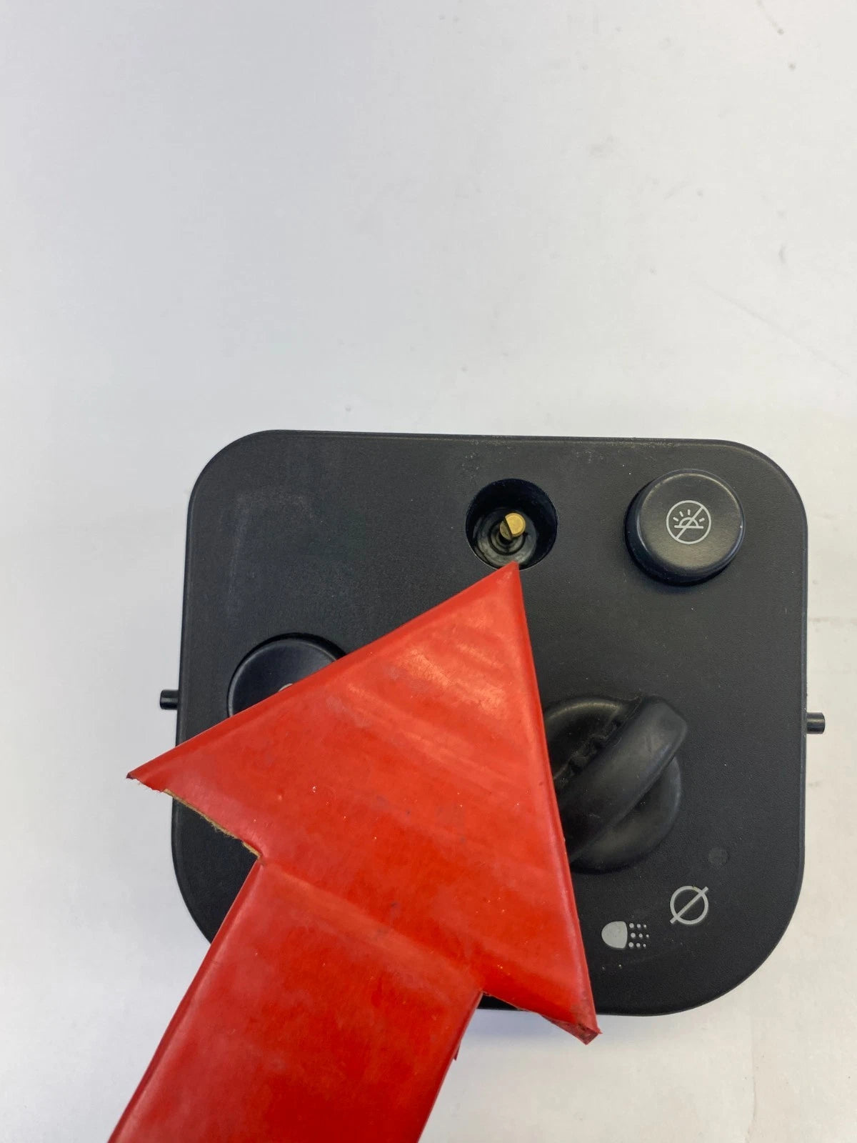 2002-2009 GMC ENVOY HEADLIGHT HEADLAMP FOGLIGHT SWITCH 15067051 OEM
