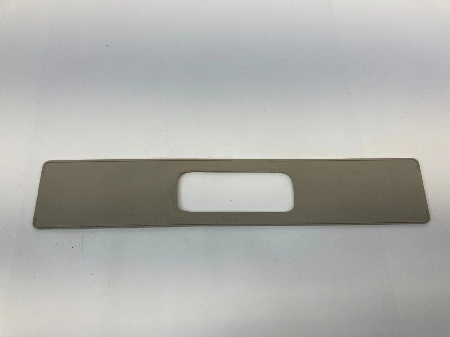 2007-2009 NISSAN SENTRA FRONT RIGHT SEAT BELT SHOULDER ADJUSTER COVER CAP TRIM