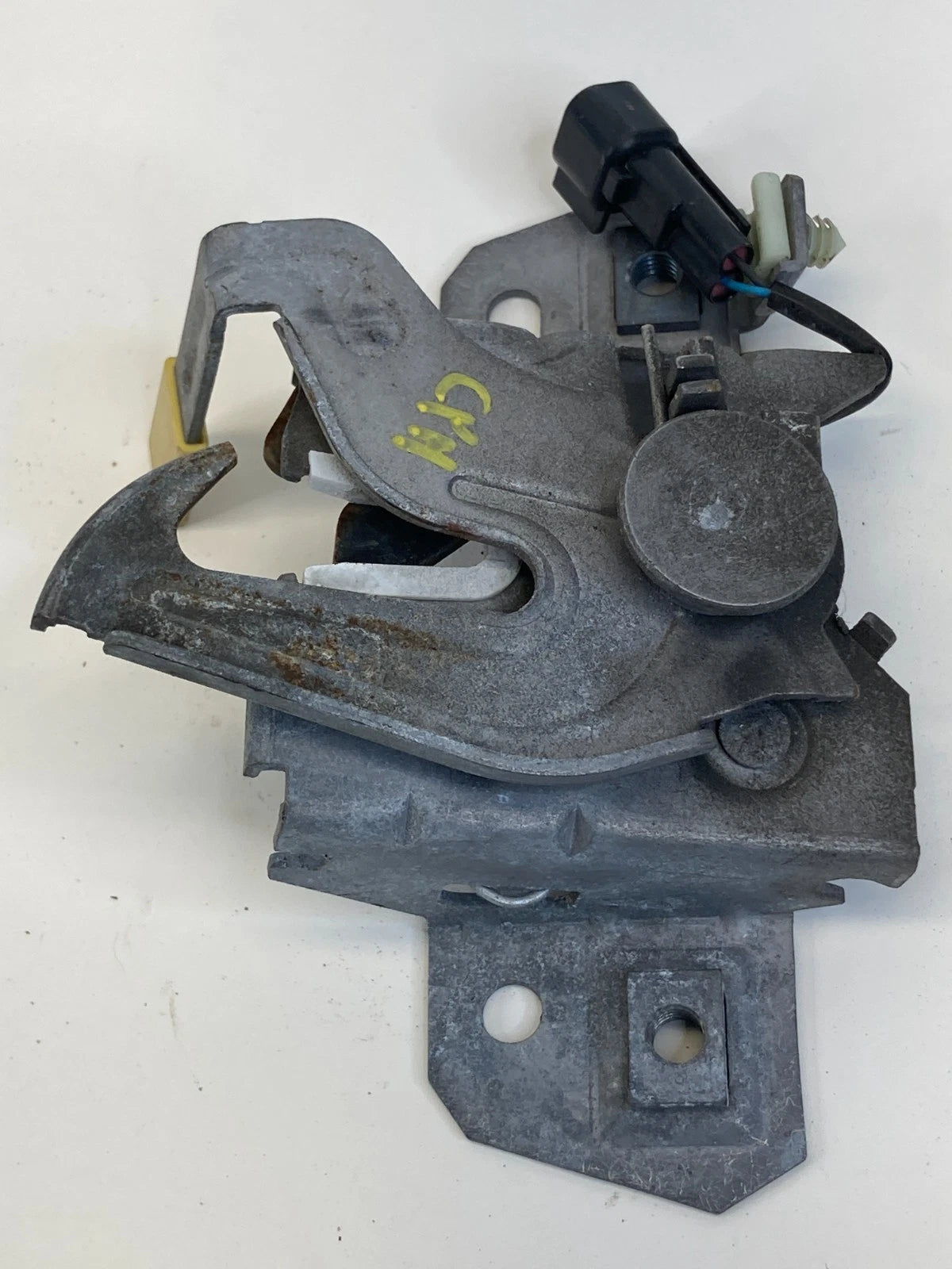 2004-2011 04-11 VOLVO S40 FRONT HOOD LOCK LATCH RELEASE ACTUATOR 30674771 OEM