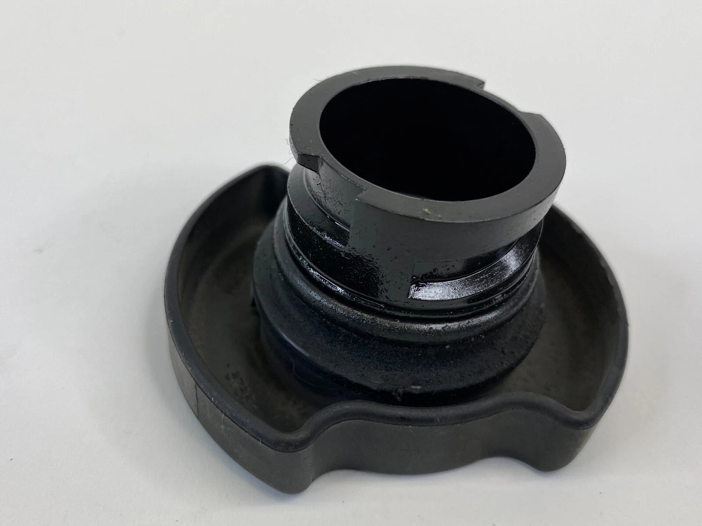 2014-2019 FORD INTERCEPTOR UTILITY 3.5L ENGINE OIL FILLER FLUID CAP M536M-6766