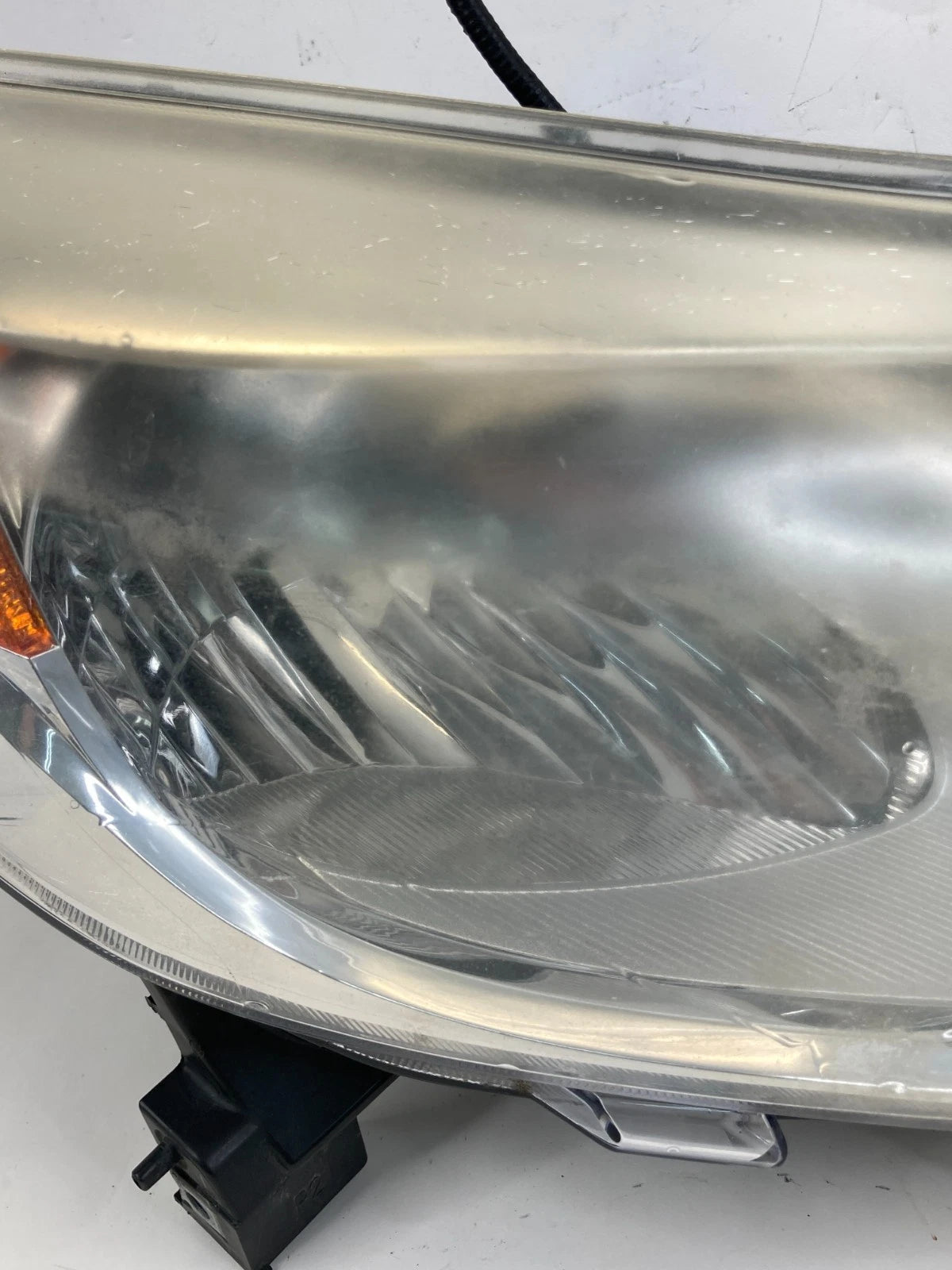 14-16 Nissan Versa Note Front Right Passenger Headlight Headlamp 26010-3WC0A OEM