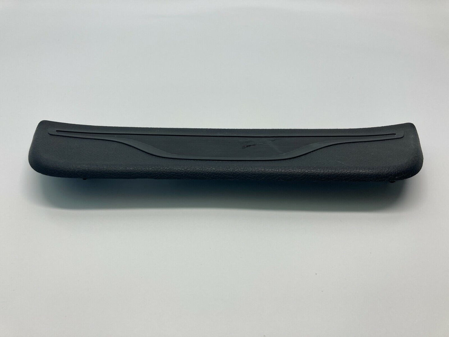 11-16 Hyundai Elantra Rear Left Side Door Trim Step Sill Scuff Plate 85877-3Y000