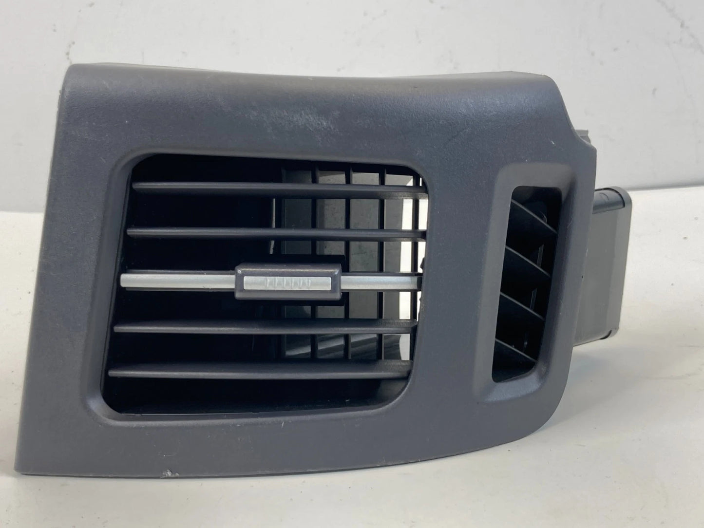 2010 2011 TOYOTA PRIUS LH AIR VENT GRILLE OUTLET DRIVER OEM FACTORY 55650-47070