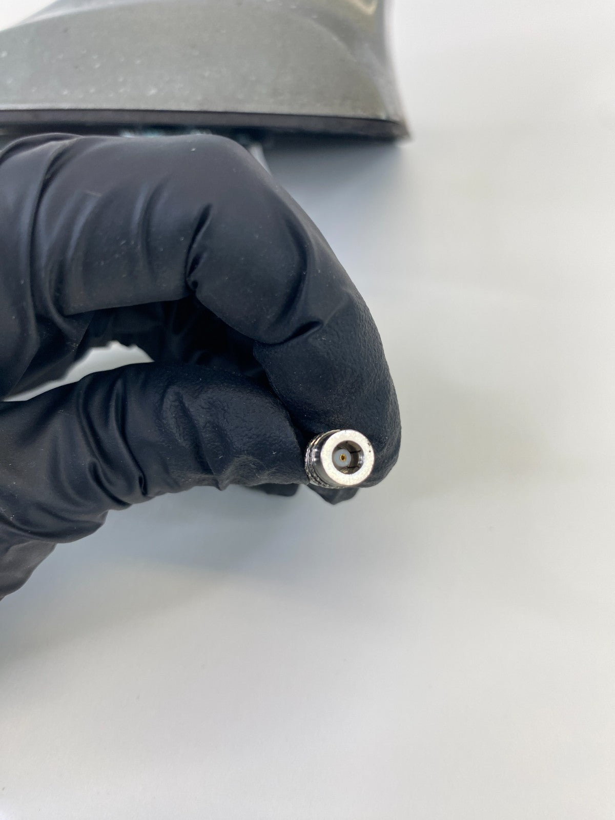 2009 2010 Hyundai Sonata SEDAN Roof Mount Shark Radio Antenna Mast OEM