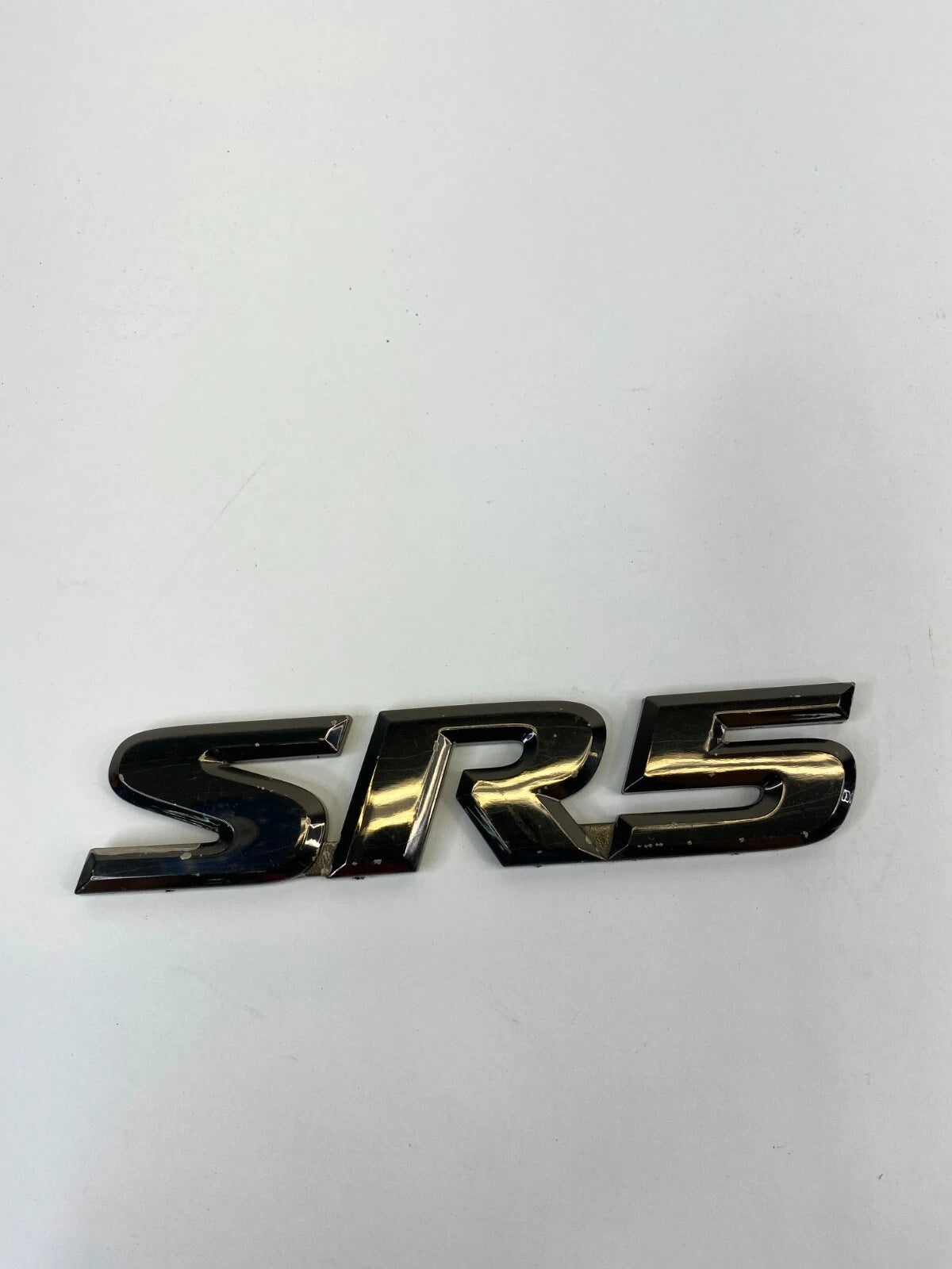 01-07 TOYOTA SEQUOIA REAR PILLAR SIDE EMBLEM LOGO BADGE SYMBOL NAMEPLATE SR5 OEM