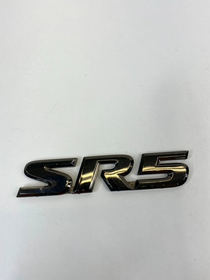 01-07 TOYOTA SEQUOIA REAR PILLAR SIDE EMBLEM LOGO BADGE SYMBOL NAMEPLATE SR5 OEM