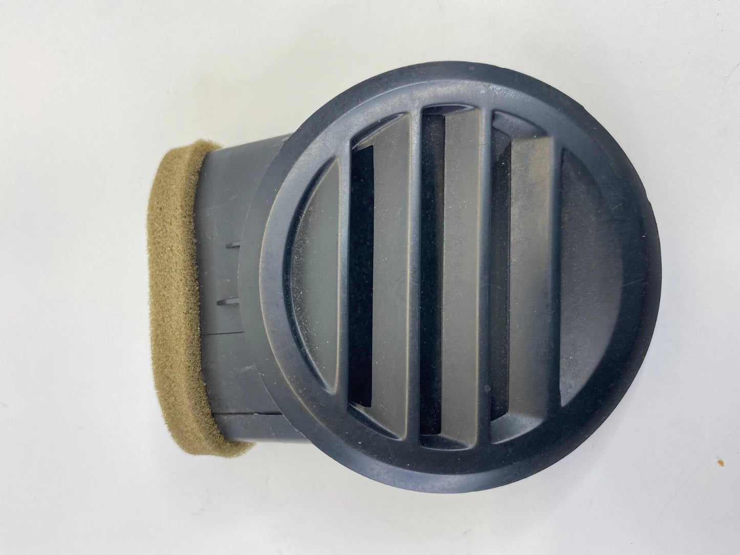 2007-2012 NISSAN SENTRA DASH A/C LEFT AIR VENT DEFROSTER GRILLE 68741-ET000 OEM