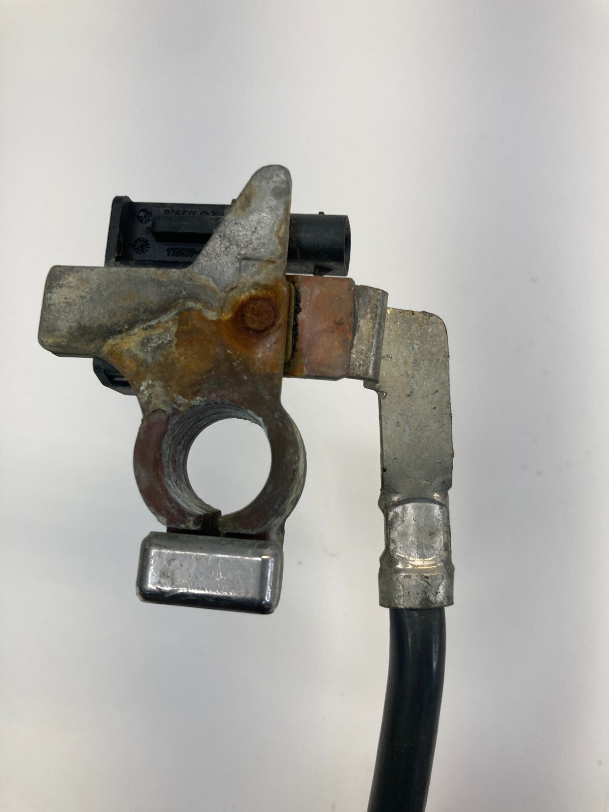 2012-2018 Ford Focus Battery Negative Wire Cable Terminal AV6N-10C679-BF OEM