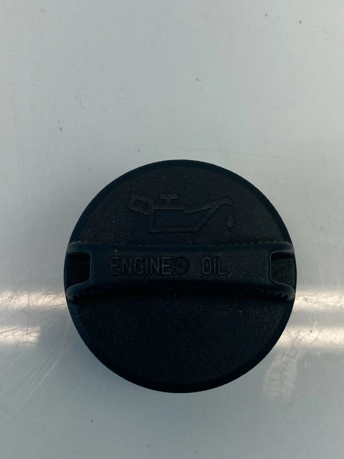 2014-2020 MITSUBISHI MIRAGE HATCHBACK ENGINE OIL FILLER CAP LID COVER OEM