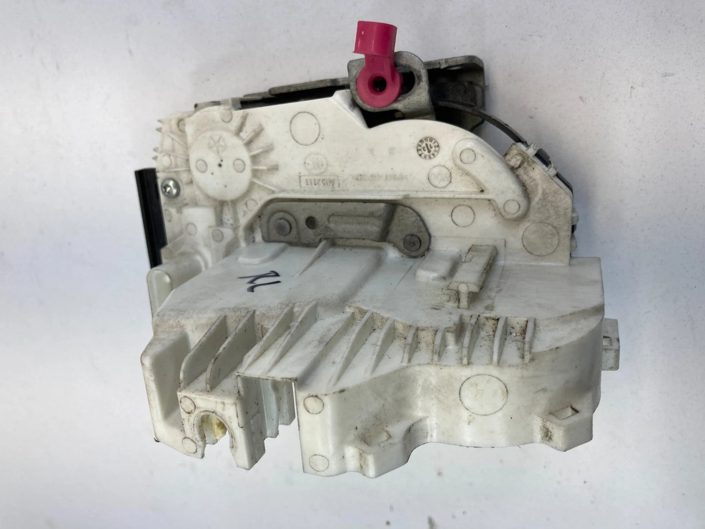 11-14 DODGE AVENGER SEDAN REAR LEFT DRIVER DOOR LOCK LATCH ACTUATOR P04589697AD