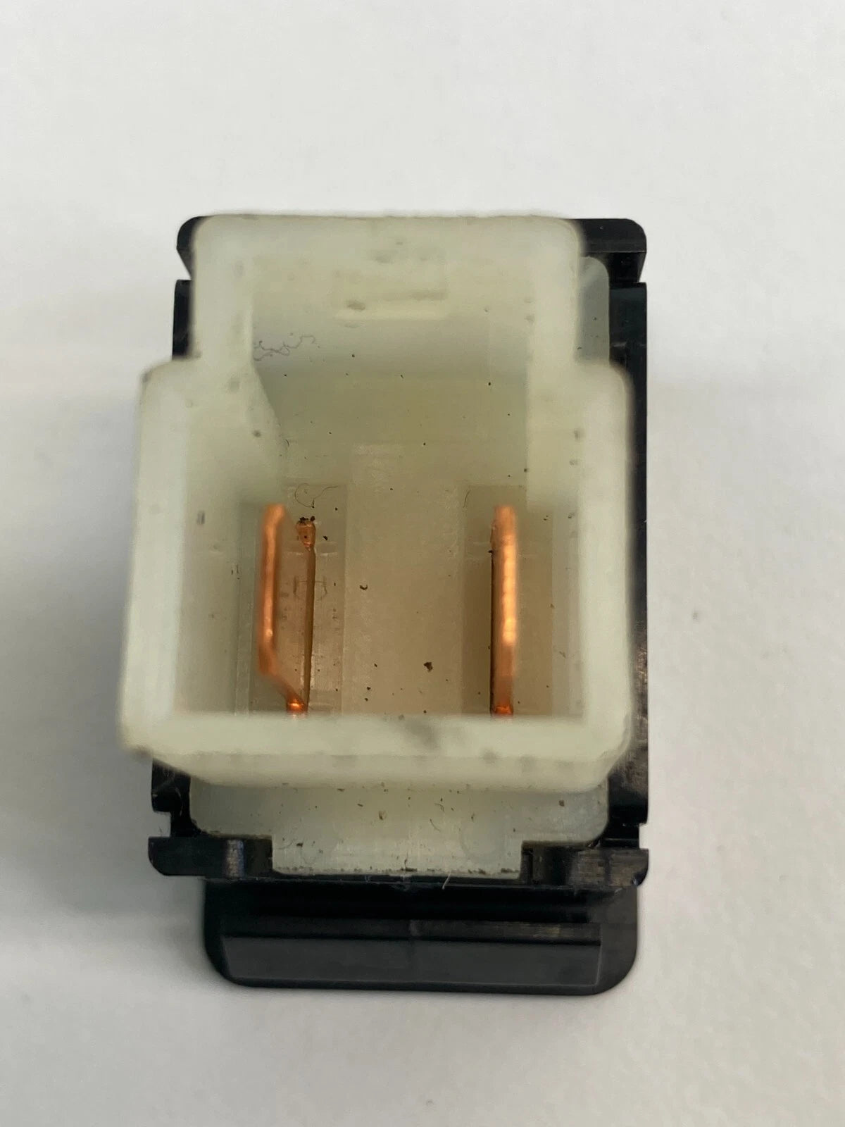 2007-2012 NISSAN ALTIMA REAR TRUNK LID OPEN RELEASE CONTROL SWITCH BUTTON OEM