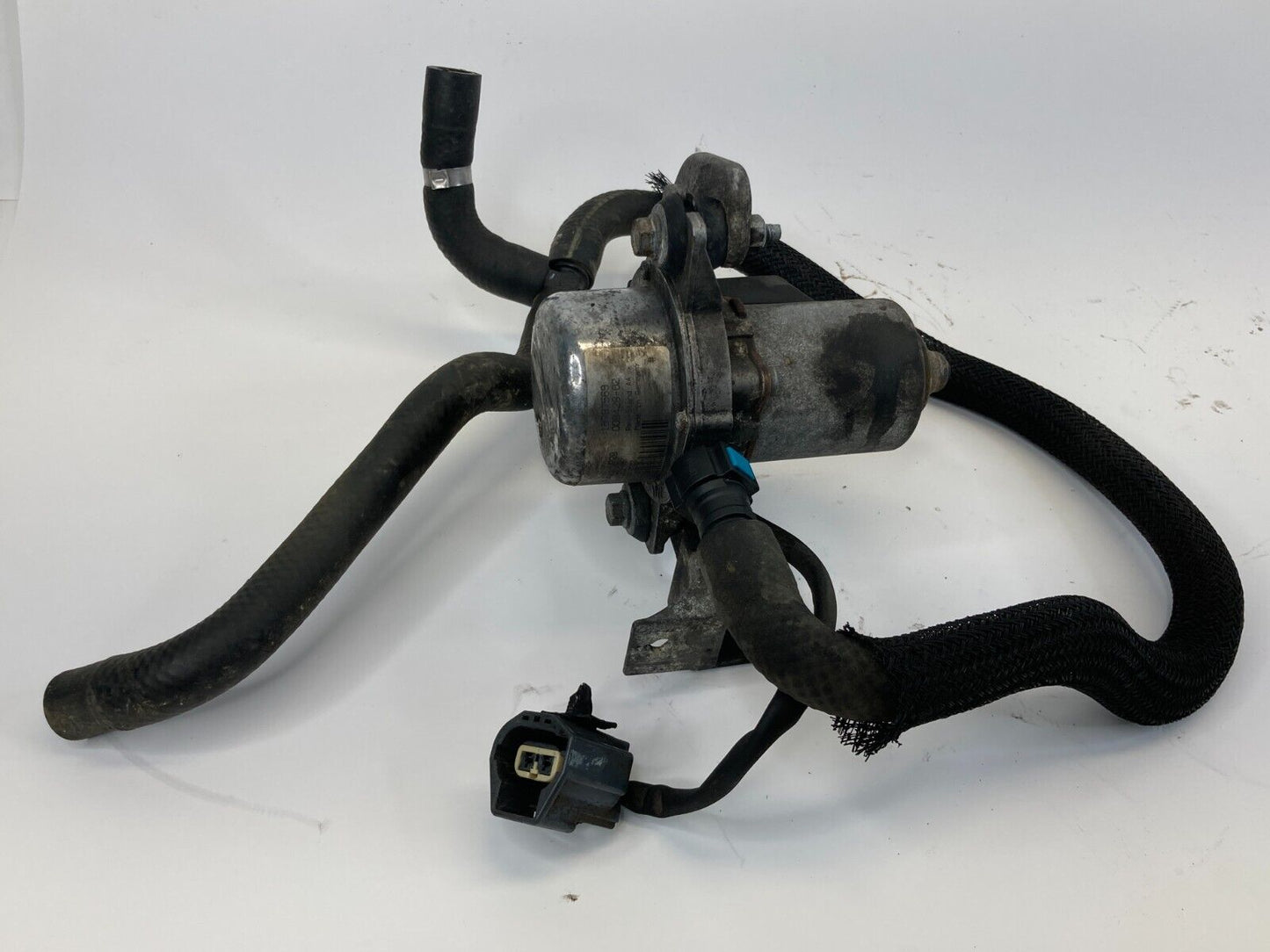 2008-2011 Cadillac CTS 3.6L 24V Power Brake Booster Auxiliary Pump 15797569 OEM