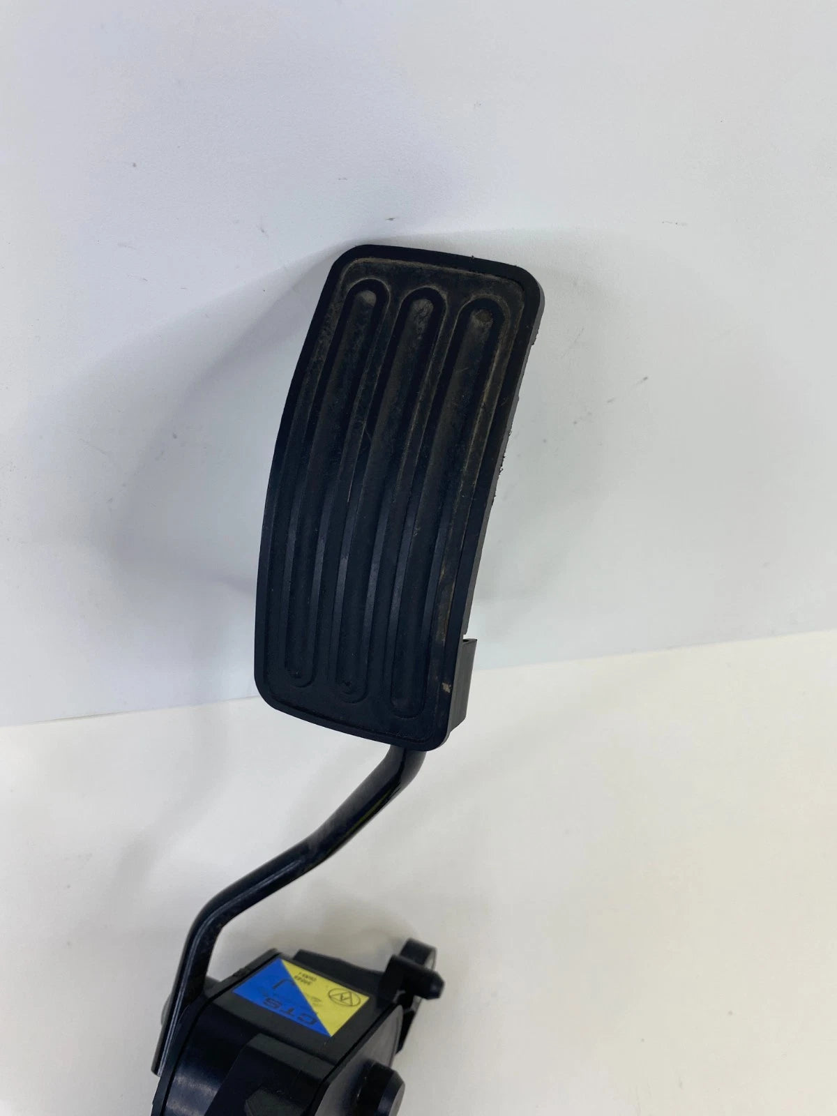 2014 2015 Nissan Rogue Select Accelerator Gas Pedal Travel Sensor Assembly OEM