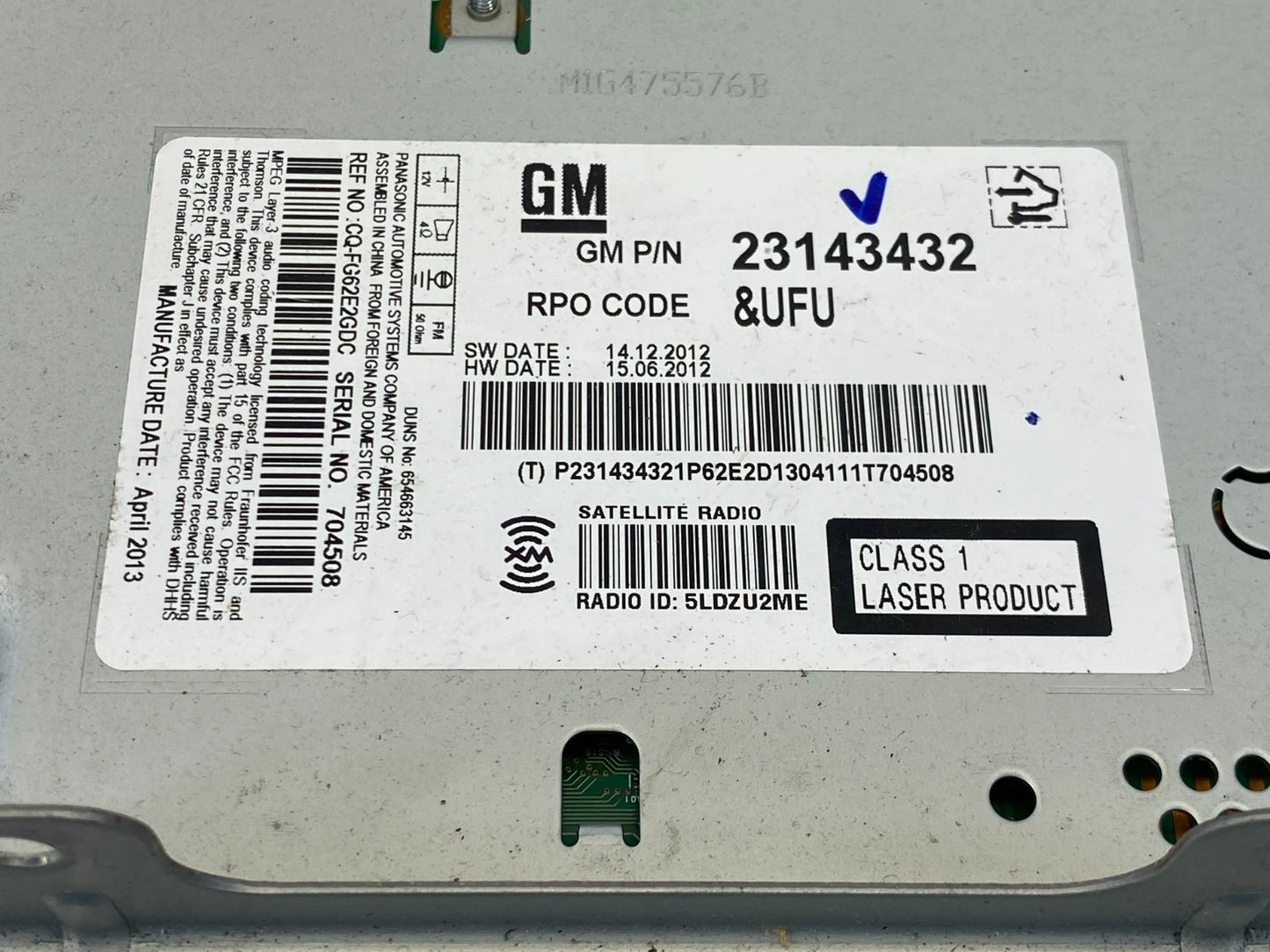 2013 13 GMC TERRAIN RADIO AM/FM CD PLAYER RECEIVER MODULE UNIT 23143432 OEM