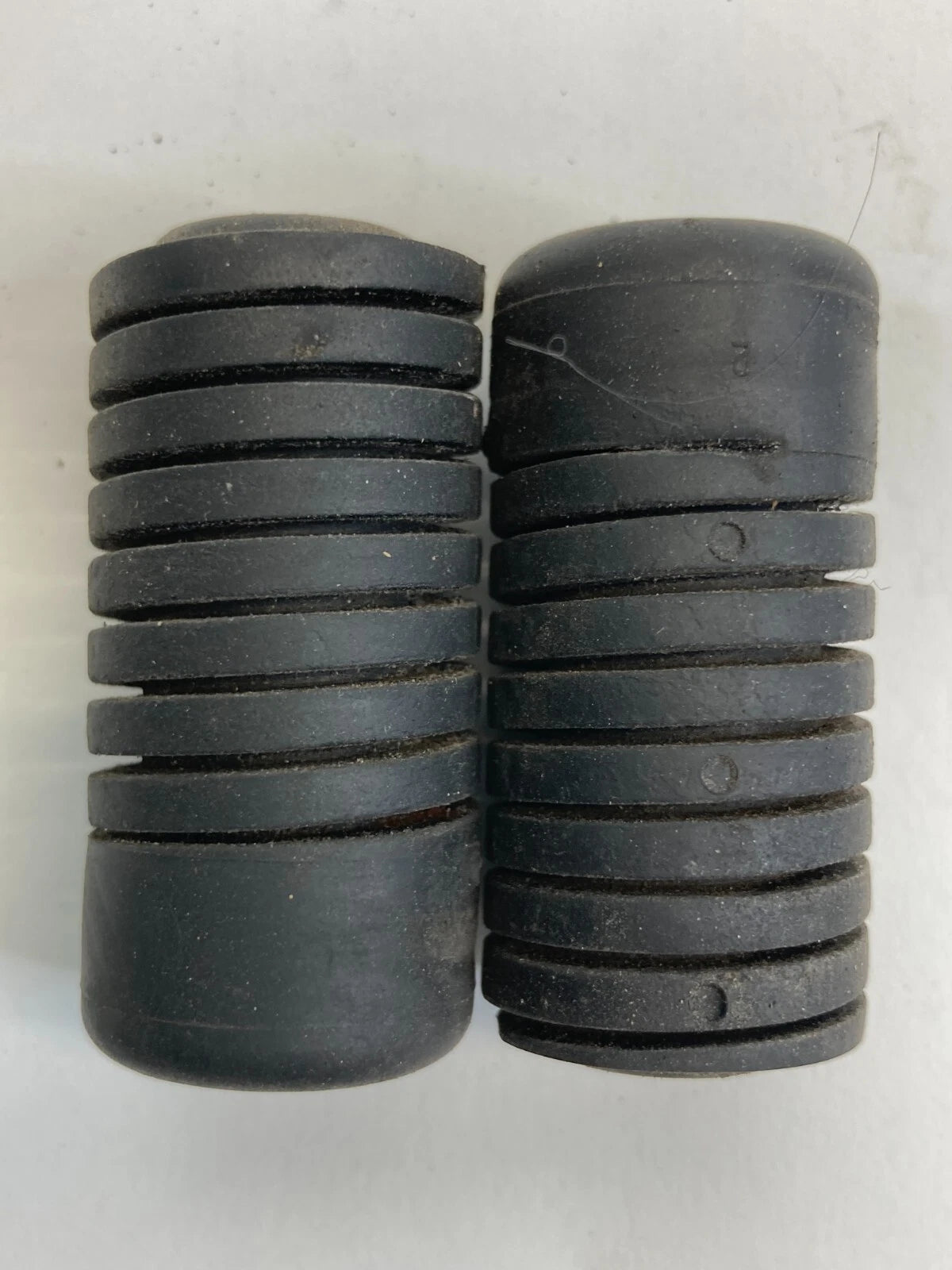 2006-2015 HYUNDAI SONATA REAR TRUNK DECK LID STRUT BUMPER CUSHION PAIR SET