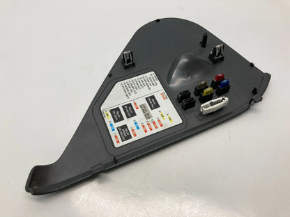 1999-2005 PONTIAC GRAND AM DASH LEFT SIDE FUSE BOX ACCESS PANEL COVER 22618851 O