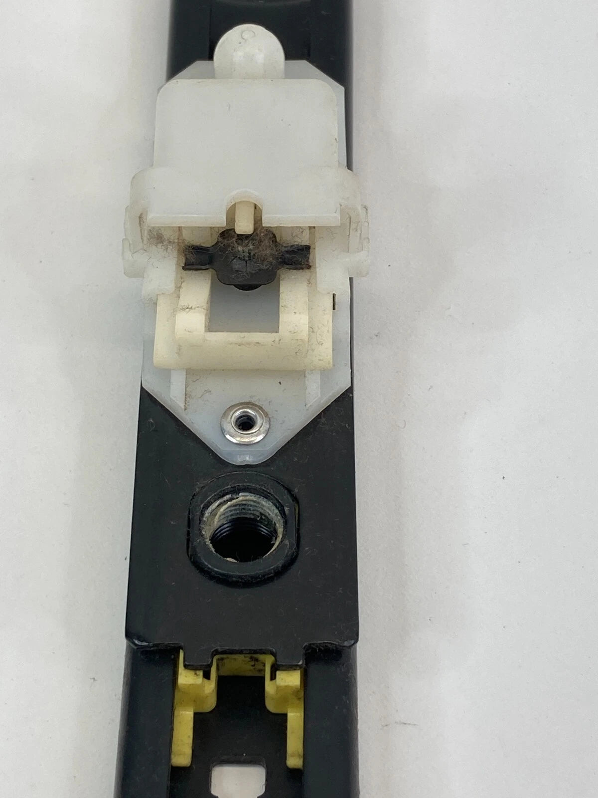 2004-2008 ACURA TL FRONT LEFT DRIVER SIDE SEAT BELT HEIGHT ADJUSTER OEM