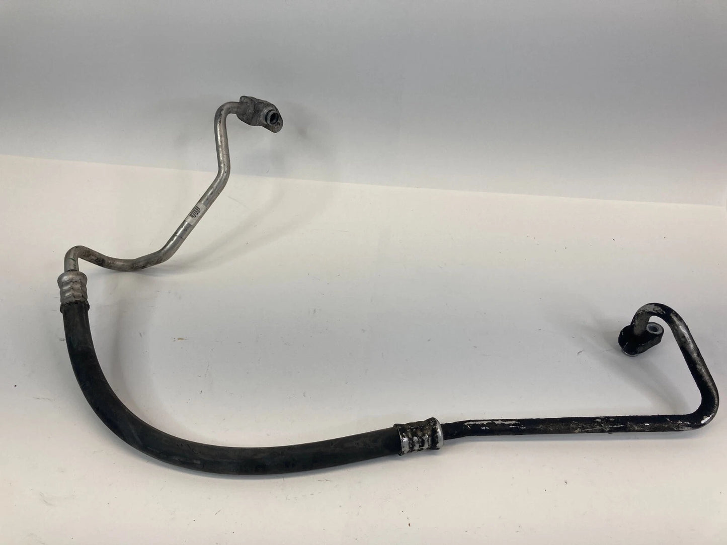 2004-2009 CADILLAC SRX BASE A/C REFRIGERANT DISCHARGE LINE HOSE TUBE 25735204