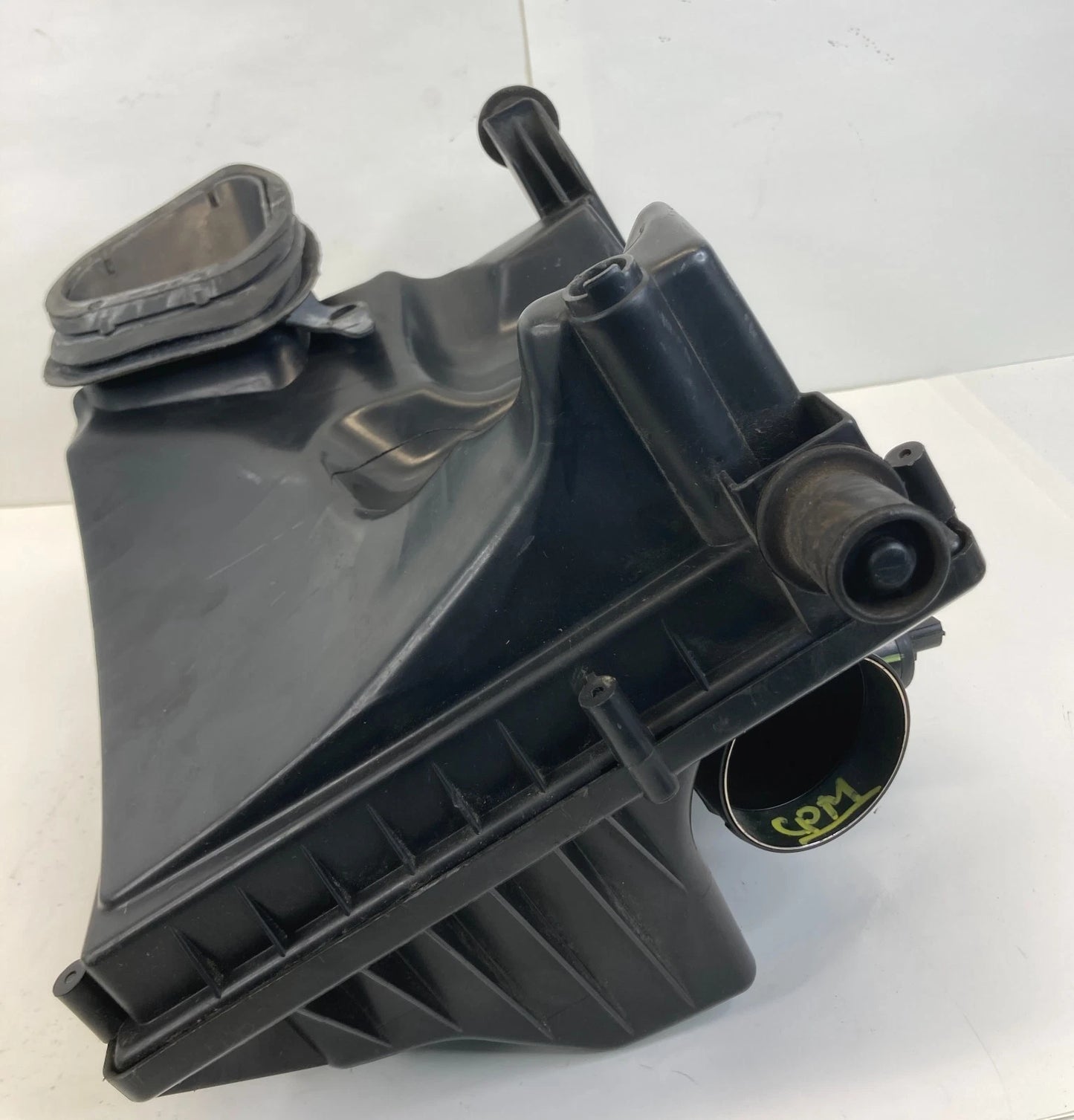 2011 2012 2013 2014 CHEVROLET CRUZE 1.4L AIR INTAKE CLEANER FILTER BOX HOUSING